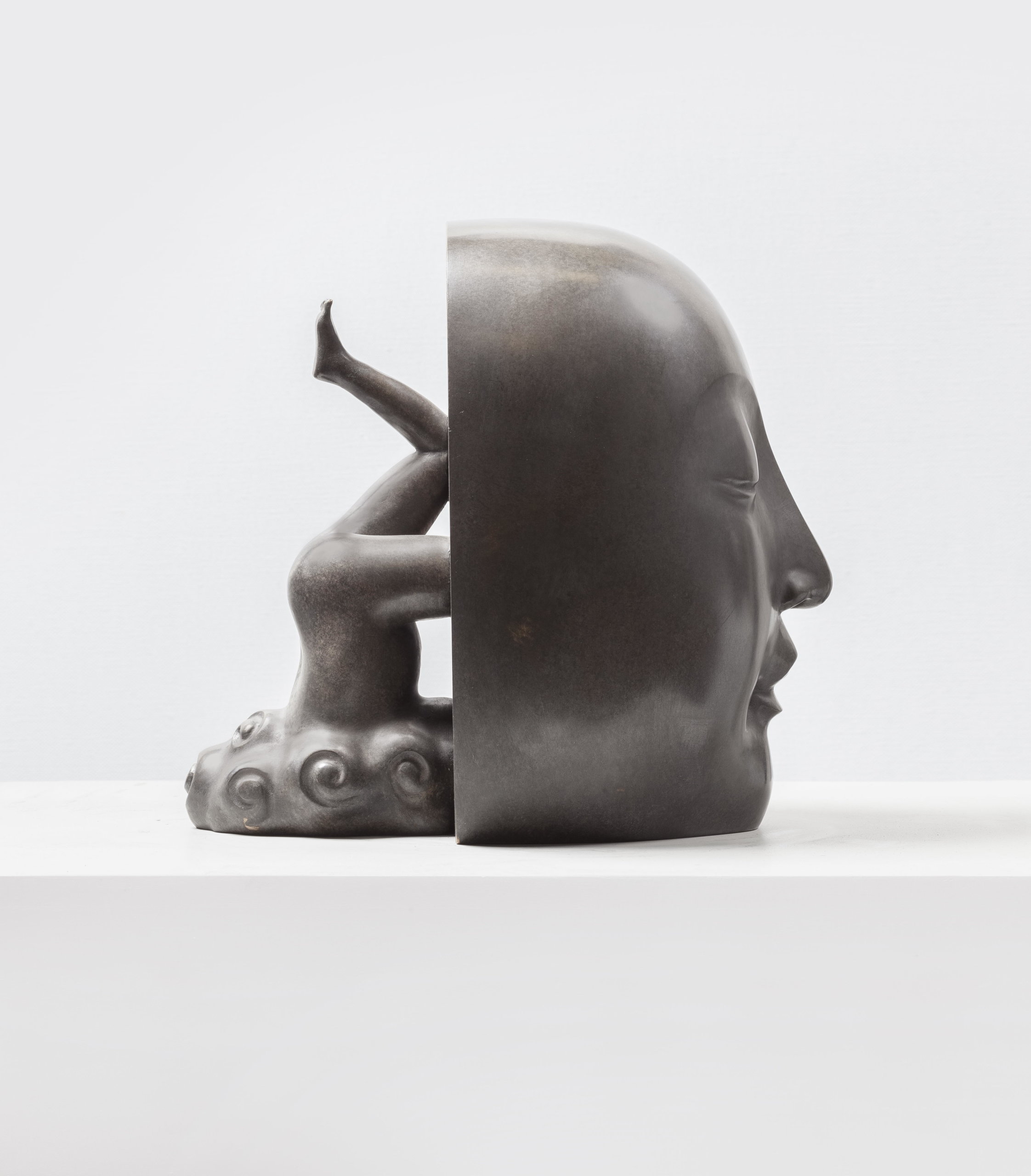 Guan Wei, Salvation No.2, 2015, bronze sculpture, ed of 5, 28x23x29cm