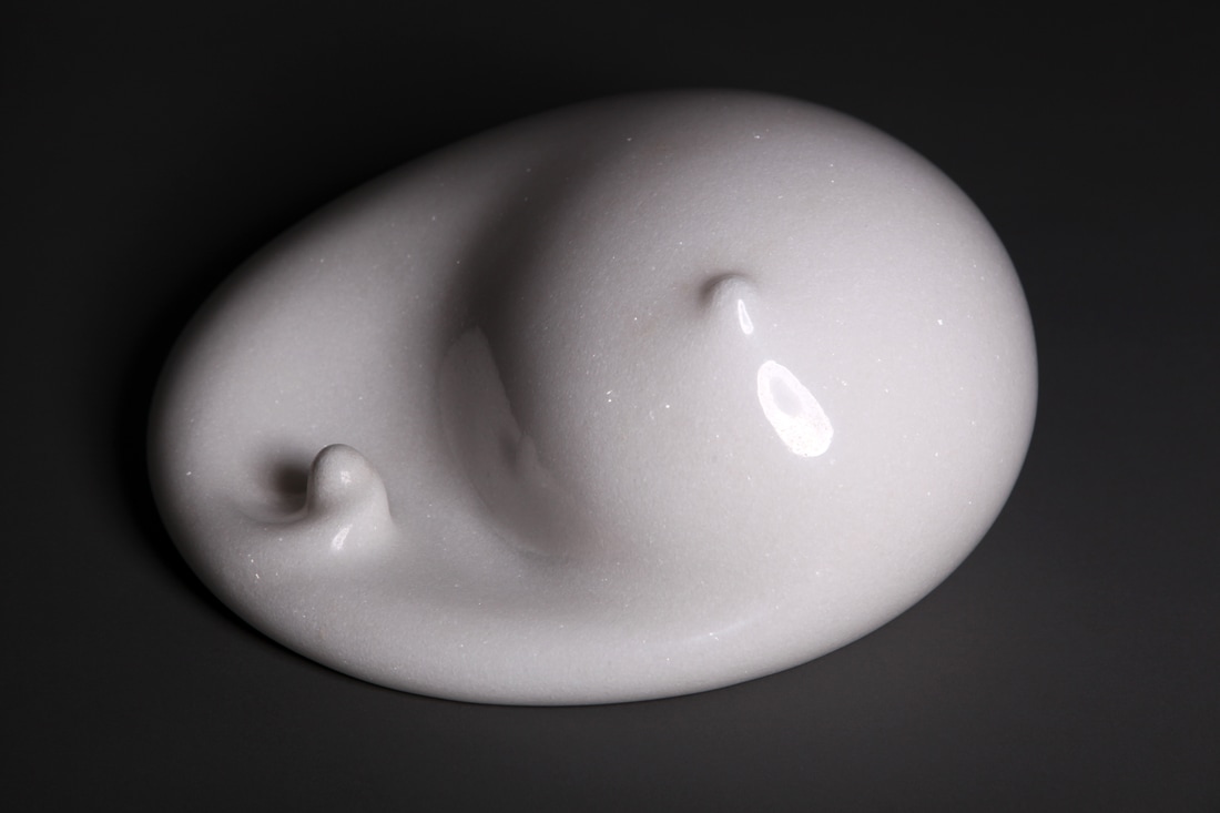 Pang Shaoxian, Moonlight, 2013, white marble, 36x30x16cm